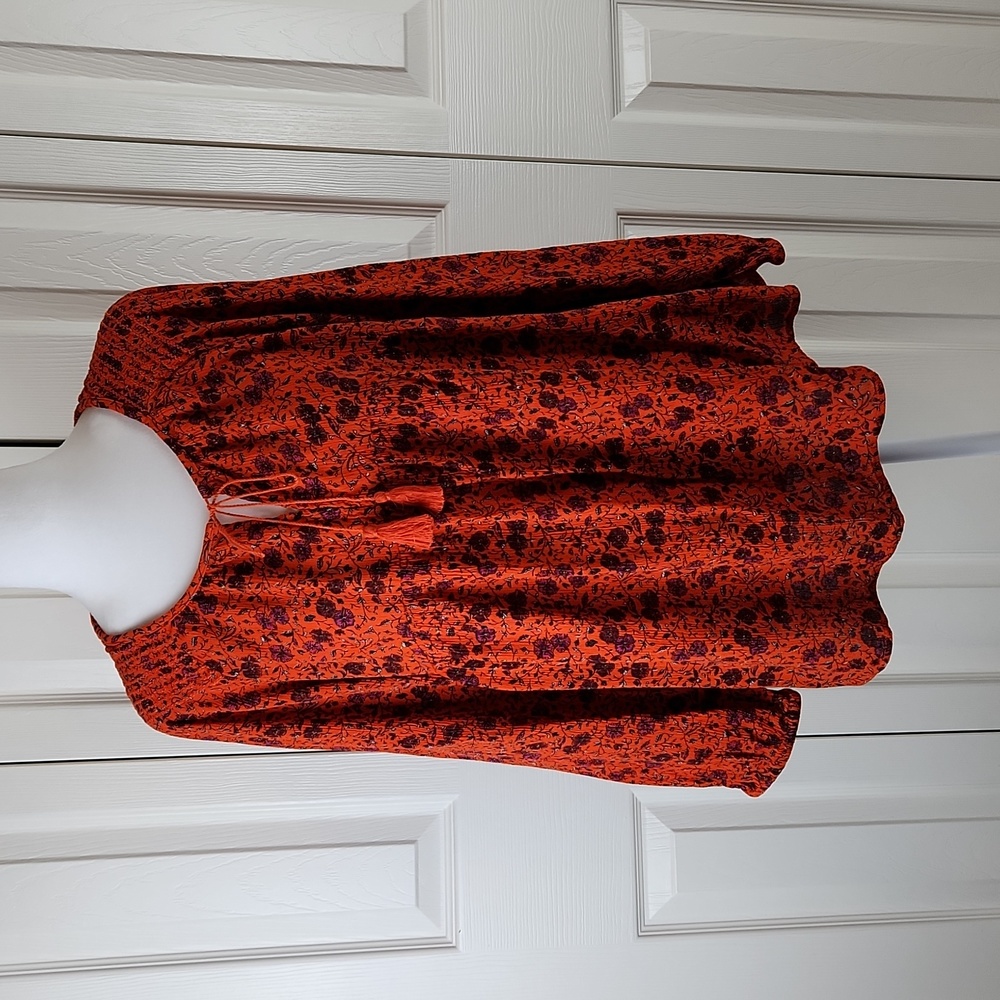 Old Navy size L floral peasant shirt